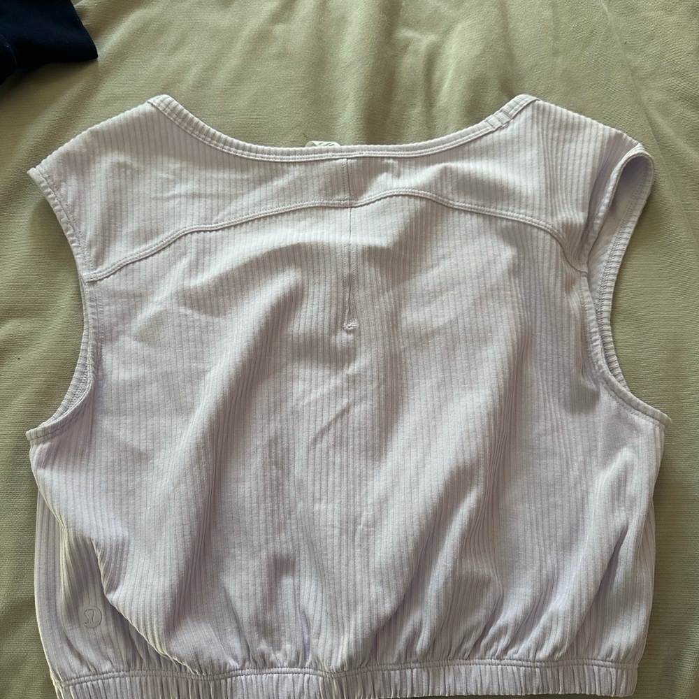 Lavender Ribbed Crop Top - Picture 3 of 3